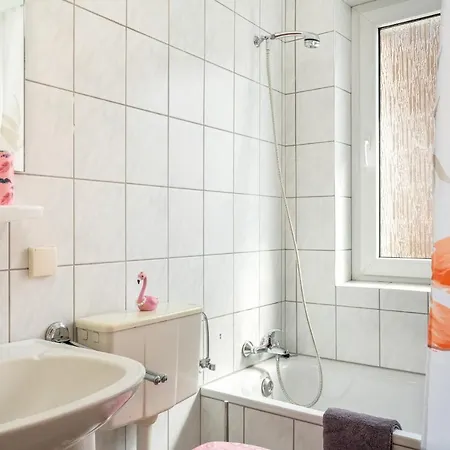 Immo-Vision - Tropical Design Apartment, Zentral, Parkplatz, Kueche, Wlan Wolfsburg Zewnętrze zdjęcie