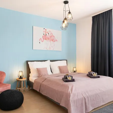 Immo-Vision - Tropical Design Apartment, Zentral, Parkplatz, Kueche, Wlan Wolfsburg Zewnętrze zdjęcie