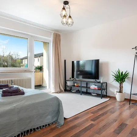 Immo-Vision - Tropical Design Apartment, Zentral, Parkplatz, Kueche, Wlan Wolfsburg Zewnętrze zdjęcie