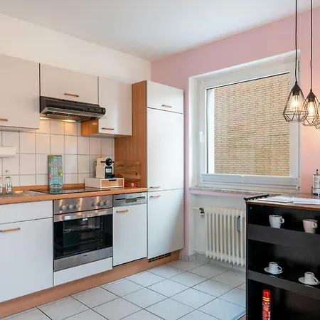 Immo-Vision - Tropical Design Apartment, Zentral, Parkplatz, Kueche, Wlan Wolfsburg Zewnętrze zdjęcie
